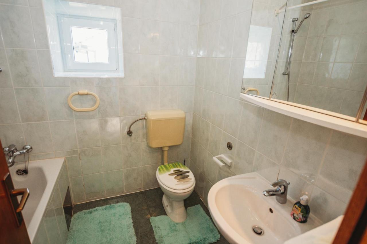 Rooms Emilija Božava Kültér fotó